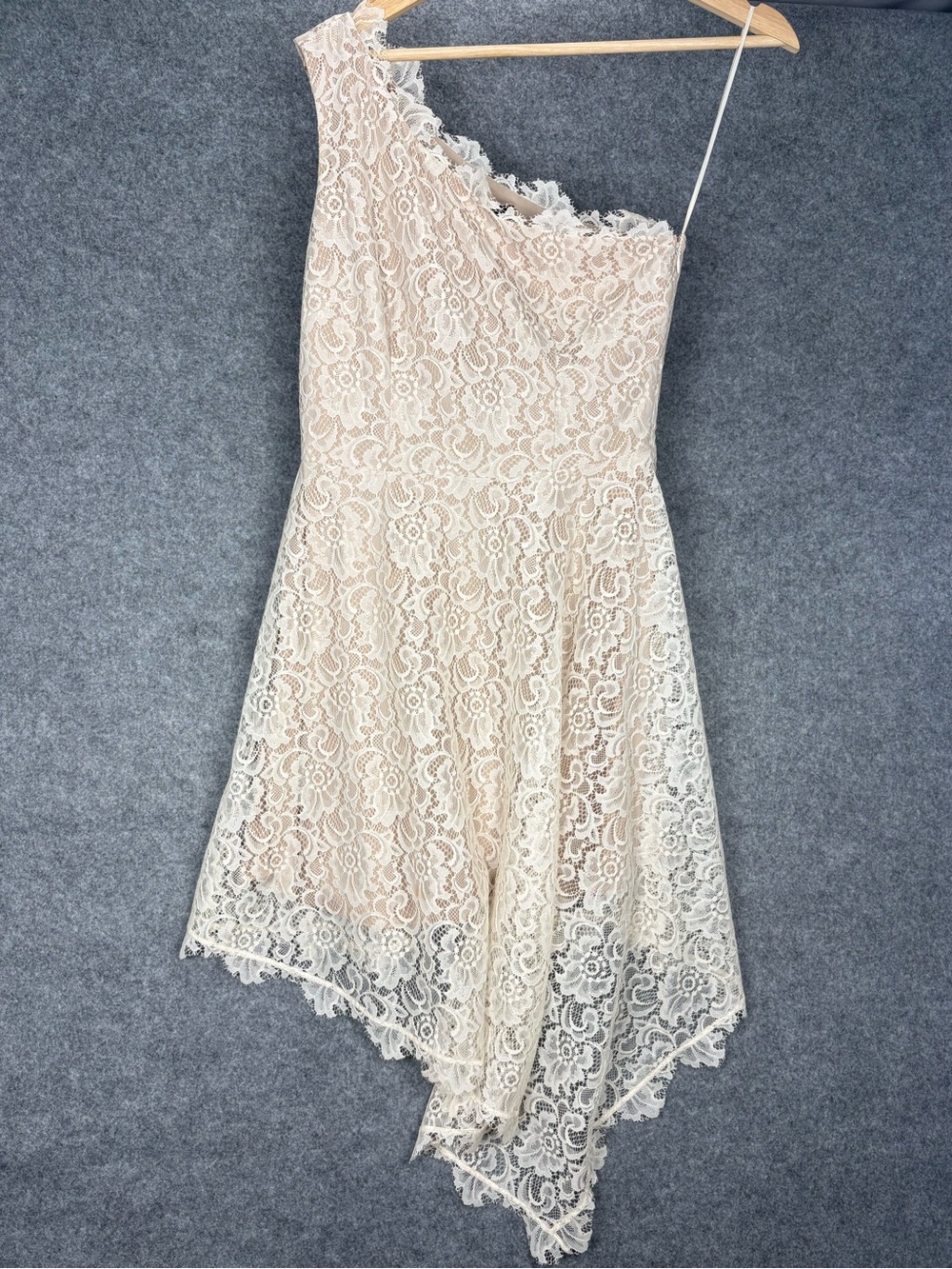 Nha Khanh One Shoulder Lace Cocktail Dress Size 4 Ivory Nude